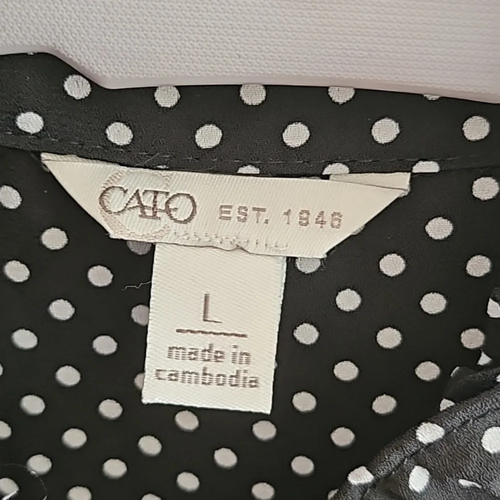 Black Polka Dot ruffle blouse with elastic band waist - Picture 2 of 9